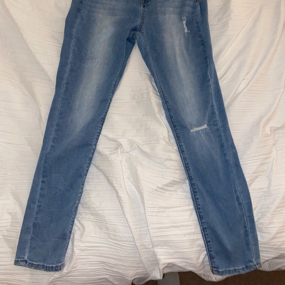 Skinny Jeans High Rise with rip